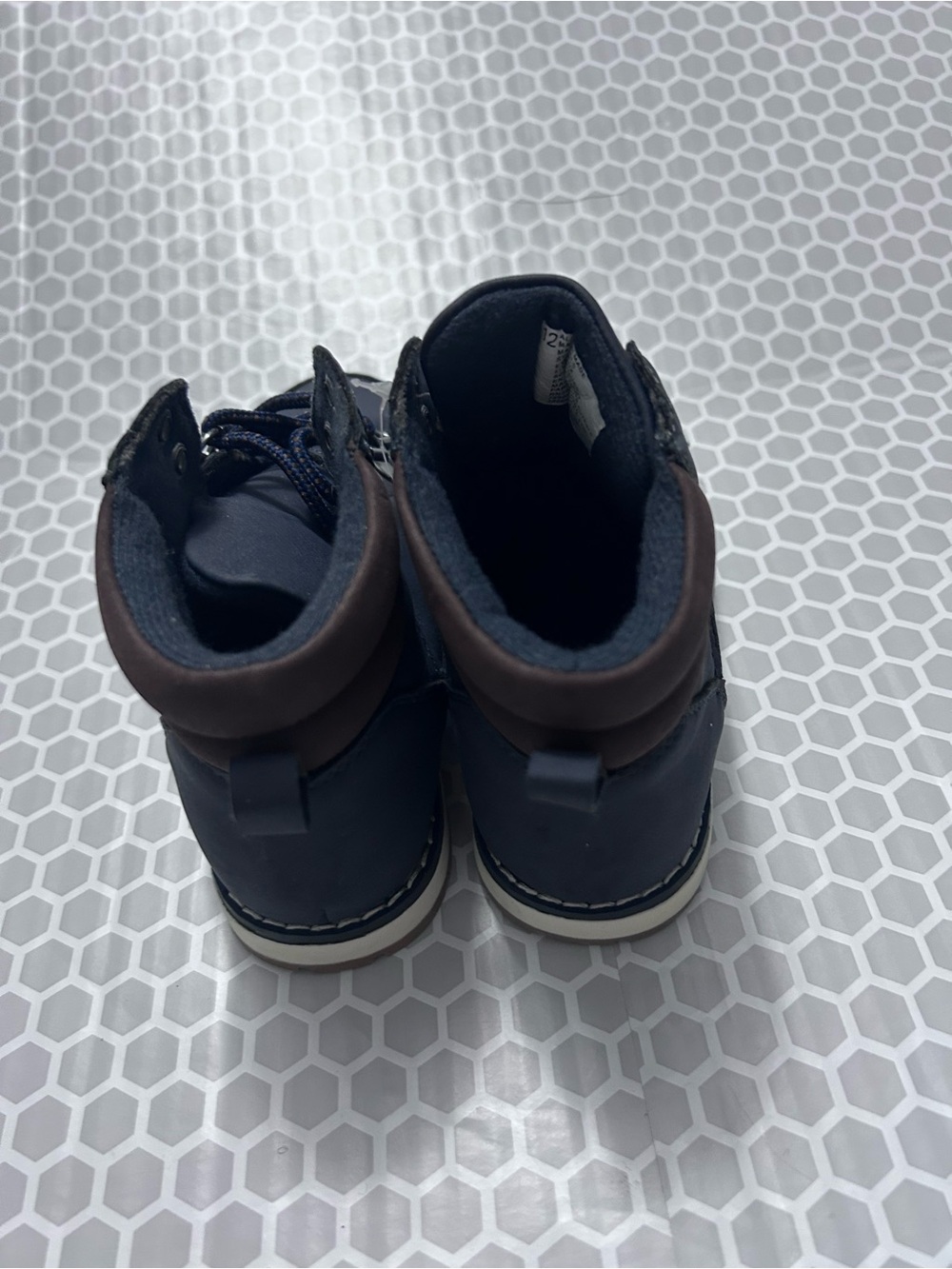 The Children’s Place Navy Youth Lace-Up Ankle Boots Brown Collar. NWT Boys 12 - Picture 3 of 7